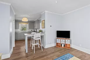 14 Lucas Ave, Newport, RI 02840 - Photo 7