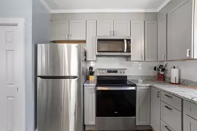 14 Lucas Avenue, Newport, RI 02840 - Photo 5