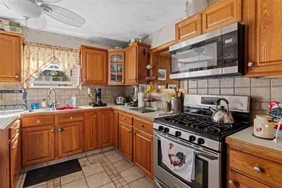 11 Yale Avenue, Warwick, RI 02888 - Photo 13