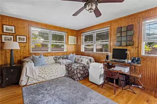 11 Yale Ave, Warwick, RI 02888 - Photo 21