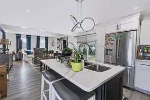 279 Smith St, Cranston, RI 02905 - Photo 7