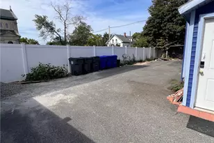 121 Camp St, Providence, RI 02906 - Photo 9