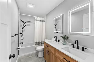 55 South St, West Warwick, RI 02893 - Photo 23