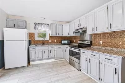 892 Plains Road, South Kingstown, RI 02892 - Photo 9