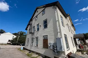 499 Willow St, Woonsocket, RI 02895 - Photo 3
