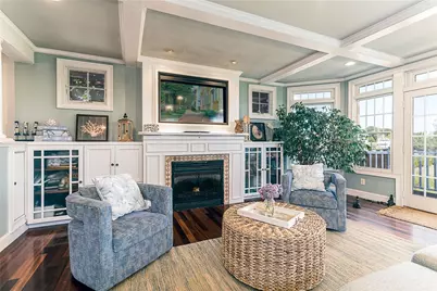 61 Esmond Avenue, North Kingstown, RI 02852 - Photo 9