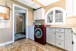 61 Esmond Ave, North Kingstown, RI 02852 - Photo 27