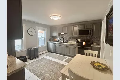35 Collins Street, Bristol, RI 02809 - Photo 5