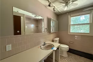 41 Beeckman Ave, Cranston, RI 02920 - Photo 11