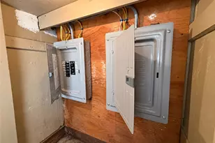 84 Seamans St, Providence, RI 02908 - Photo 15