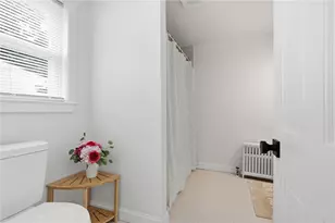 51 Terrace Ave, Warwick, RI 02889 - Photo 19