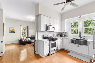229 Morris Ave, Providence, RI 02906 - Photo 13