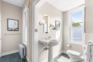 229 Morris Ave, Providence, RI 02906 - Photo 23