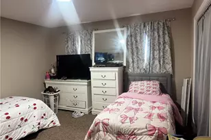 89 Manomet St, Providence, RI 02909 - Photo 19