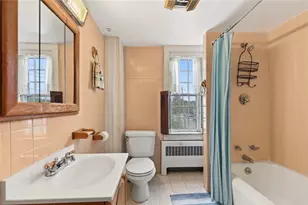 132 Hope St, Bristol, RI 02809 - Photo 27