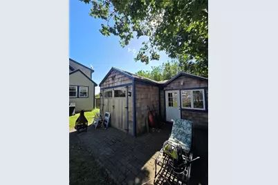 37 Eustis Avenue, Newport, RI 02840 - Photo 35