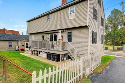 86 Washington Street, Bristol, RI 02809 - Photo 11