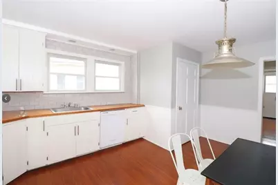 51 Gibbs Avenue, Newport, RI 02840 - Photo 3