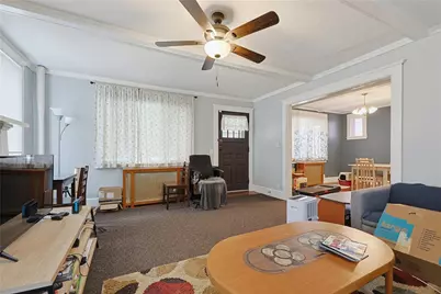 85 Hughes Avenue, Pawtucket, RI 02861 - Photo 23