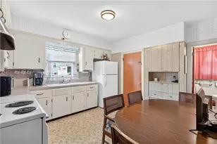 296 Power Rd, Pawtucket, RI 02860 - Photo 19