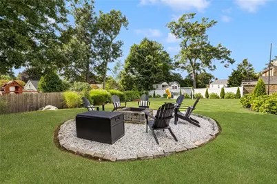 35 Hill Top Drive, Cranston, RI 02920 - Photo 39