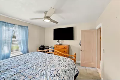 13 Hunter Avenue, Johnston, RI 02919 - Photo 19