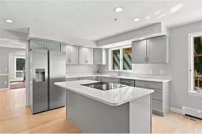 20 Lincoln Drive, North Smithfield, RI 02896 - Photo 15