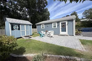 103 Darrow Dr, Warwick, RI 02886 - Photo 5