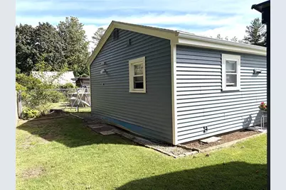 103 Darrow Drive, Warwick, RI 02886 - Photo 9