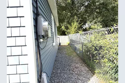 103 Darrow Drive, Warwick, RI 02886 - Photo 17