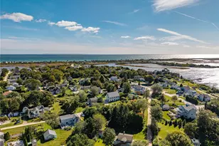 44 Kilburn St, Charlestown, RI 02813 - Photo 3