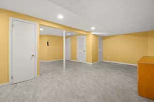 2075 Division Rd, East Greenwich, RI 02818 - Photo 19