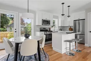 81 Cadora Ave, Warwick, RI 02886 - Photo 7