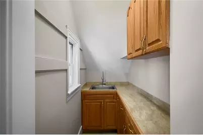 277 Sayles Avenue, Pawtucket, RI 02860 - Photo 25