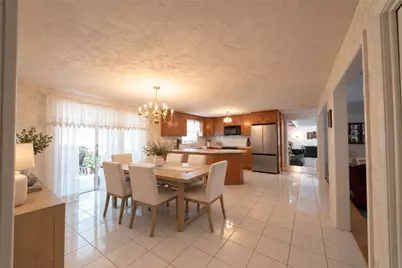 230 Oaklawn Avenue, Cranston, RI 02920 - Photo 9