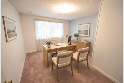 230 Oaklawn Avenue, Cranston, RI 02920 - Photo 7