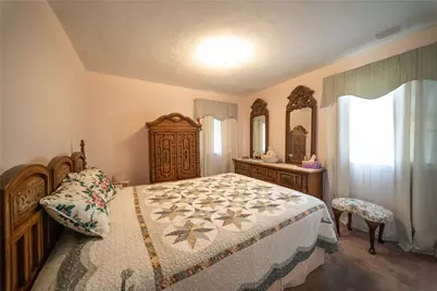 230 Oaklawn Avenue, Cranston, RI 02920 - Photo 25