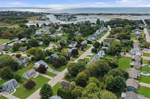 34 Clifford Dr, Westerly, RI 02891 - Photo 5