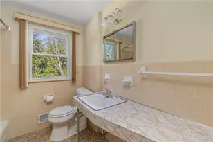 103 Amanda St, Cranston, RI 02920 - Photo 21