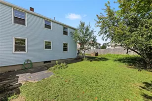57 Drowne St, Cranston, RI 02905 - Photo 37