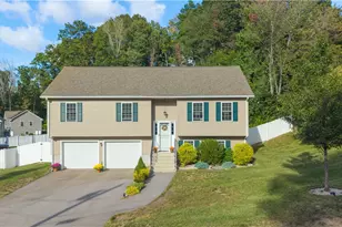 16 Liane Dr, Woonsocket, RI 02895 - Photo 31