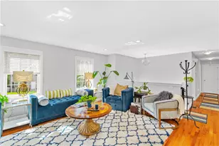 16 Liane Dr, Woonsocket, RI 02895 - Photo 5