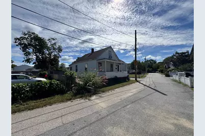 14 Crescent Avenue, East Providence, RI 02915 - Photo 5