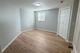 17 Metcalf Ave, North Providence, RI 02911 - Photo 5