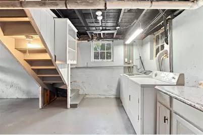 1040 Greenwich Avenue, Warwick, RI 02886 - Photo 19