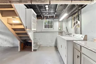 1040 Greenwich Ave, Warwick, RI 02886 - Photo 19