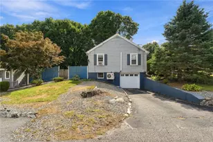 1040 Greenwich Ave, Warwick, RI 02886 - Photo 25