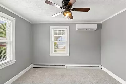 1040 Greenwich Avenue, Warwick, RI 02886 - Photo 13
