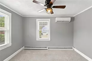 1040 Greenwich Ave, Warwick, RI 02886 - Photo 13