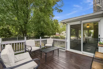1040 Greenwich Avenue, Warwick, RI 02886 - Photo 23